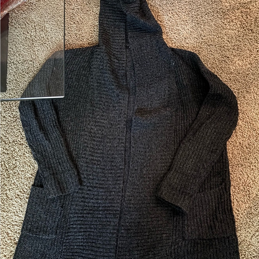 Pink Clover Women's Open Front Sweater with Pockets